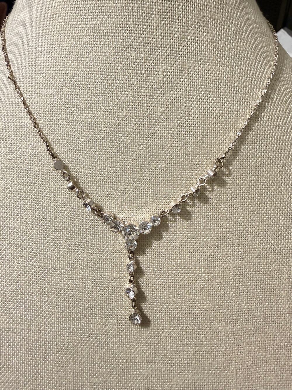 Vintage Silver Tone Rhinestone Drop Necklace Dainty Sparkle 14”+ 3”